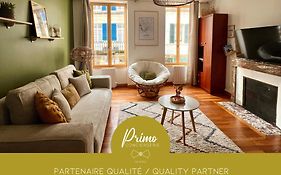 Appartement exclusif de 65 m2 en coeur de ville avec parking, accès inclus à salle de sport de 2000m2, Sauna&Hammam